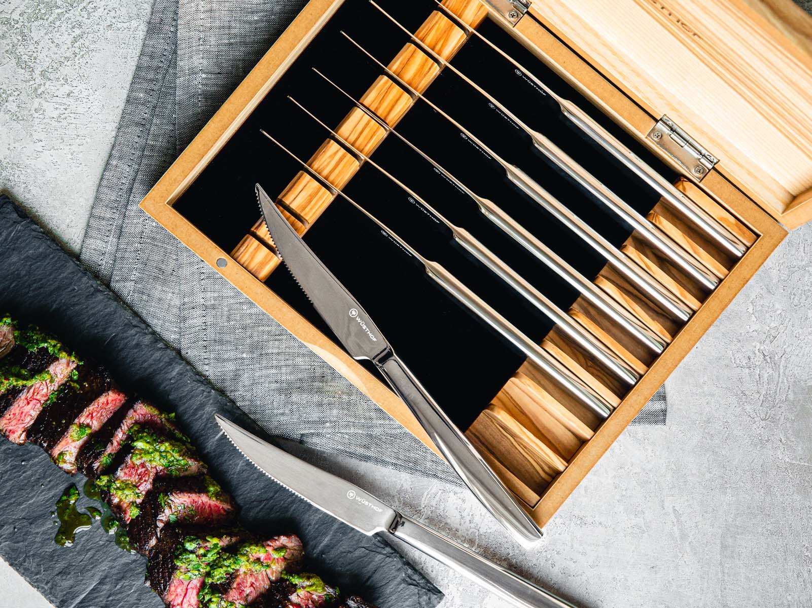 steak knives