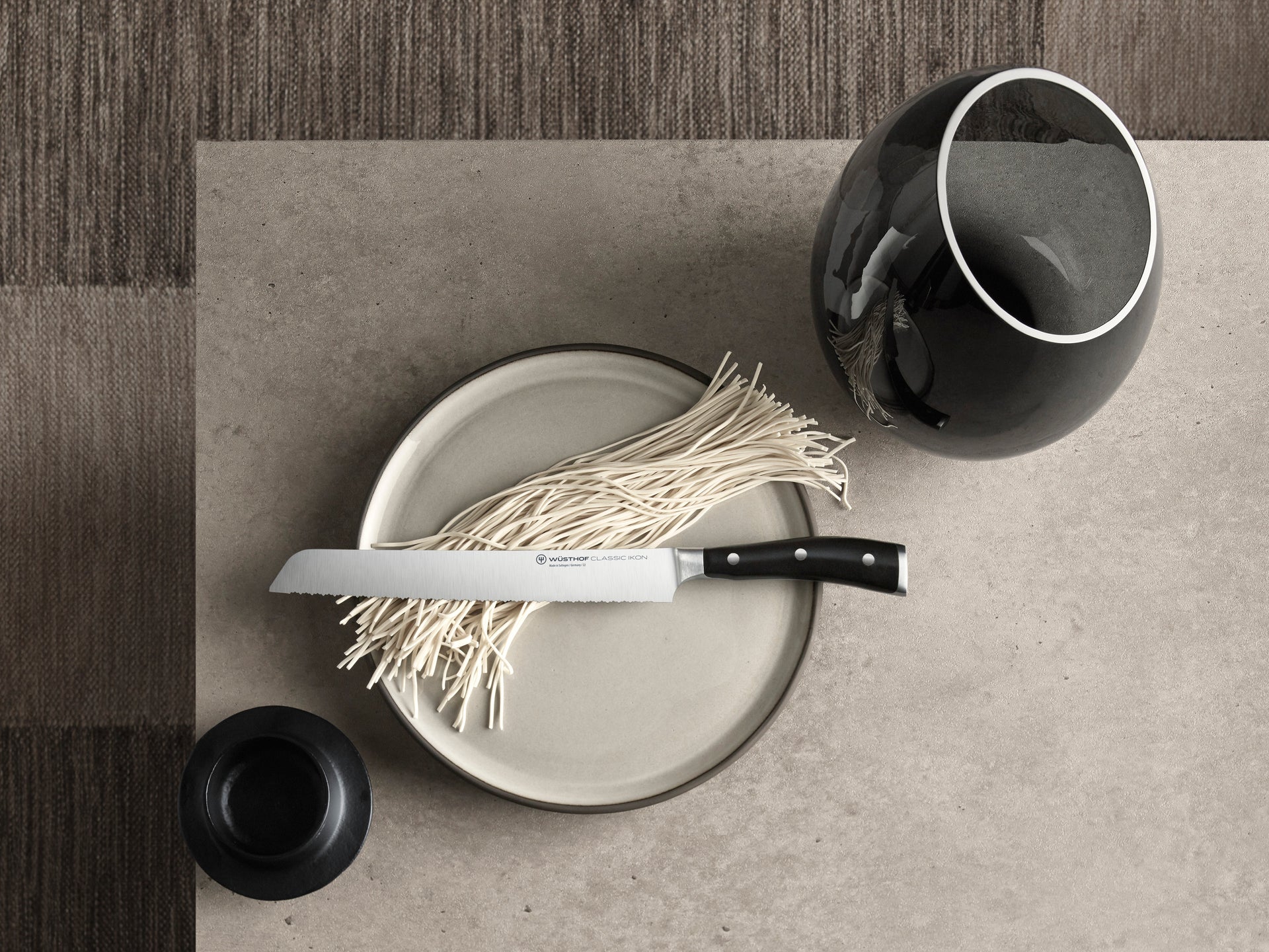 Hosting knife and plate tablescape