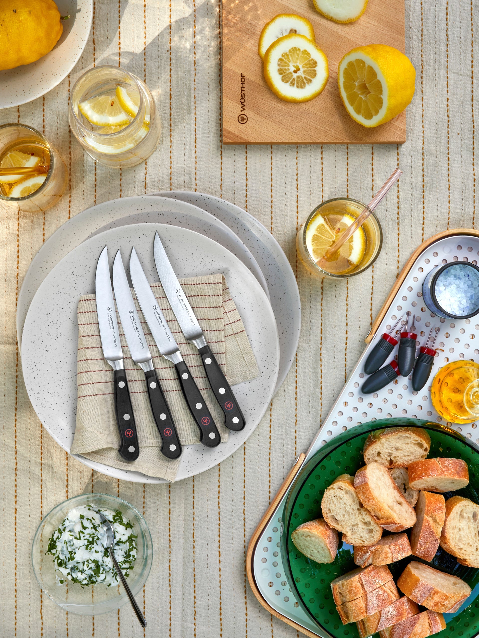 WÜSTHOF Classic 4pc Steak Knife Set