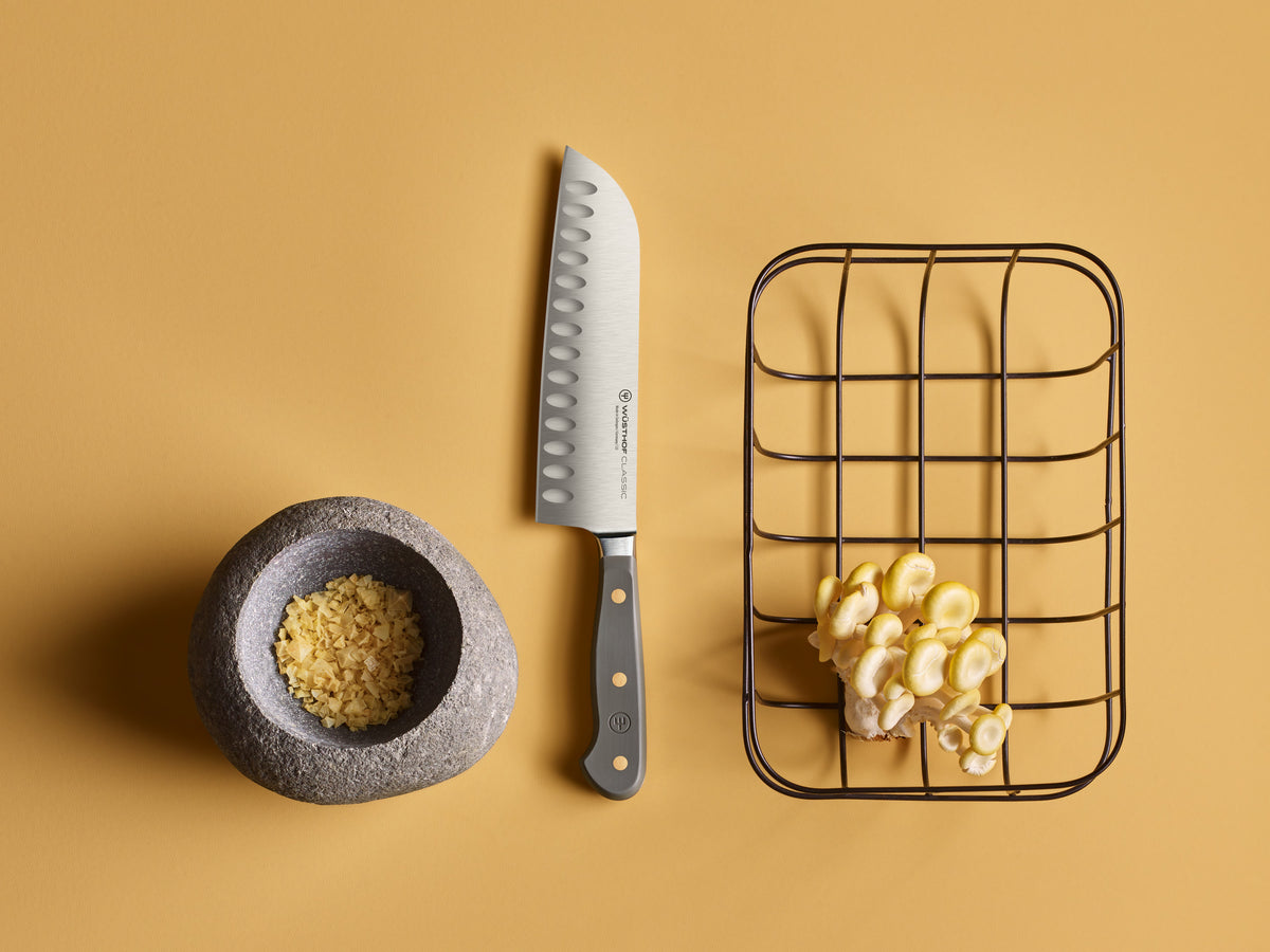 WÜSTHOF Classic 7 Hollow Edge Santoku in Velvet Oyster"
