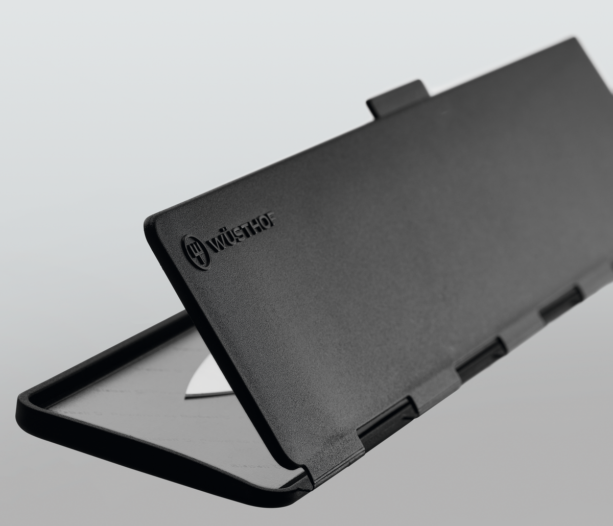 Wide Magnetic Blade Guard