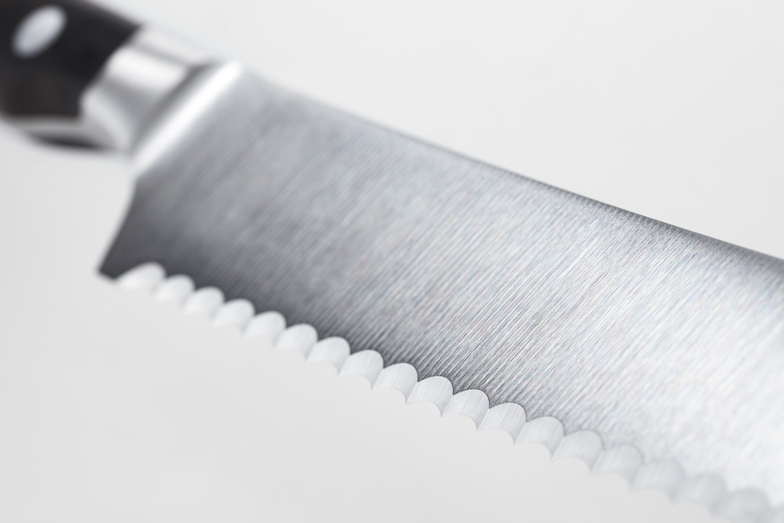Wusthof Ikon Bread Knife - Thumbnail 2